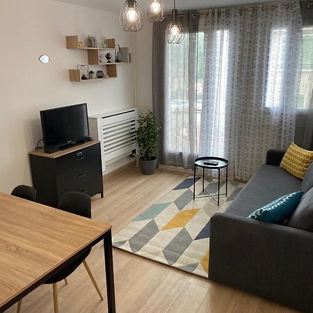Superbe Appartement Au Bord De Vienne Лимож Экстерьер фото