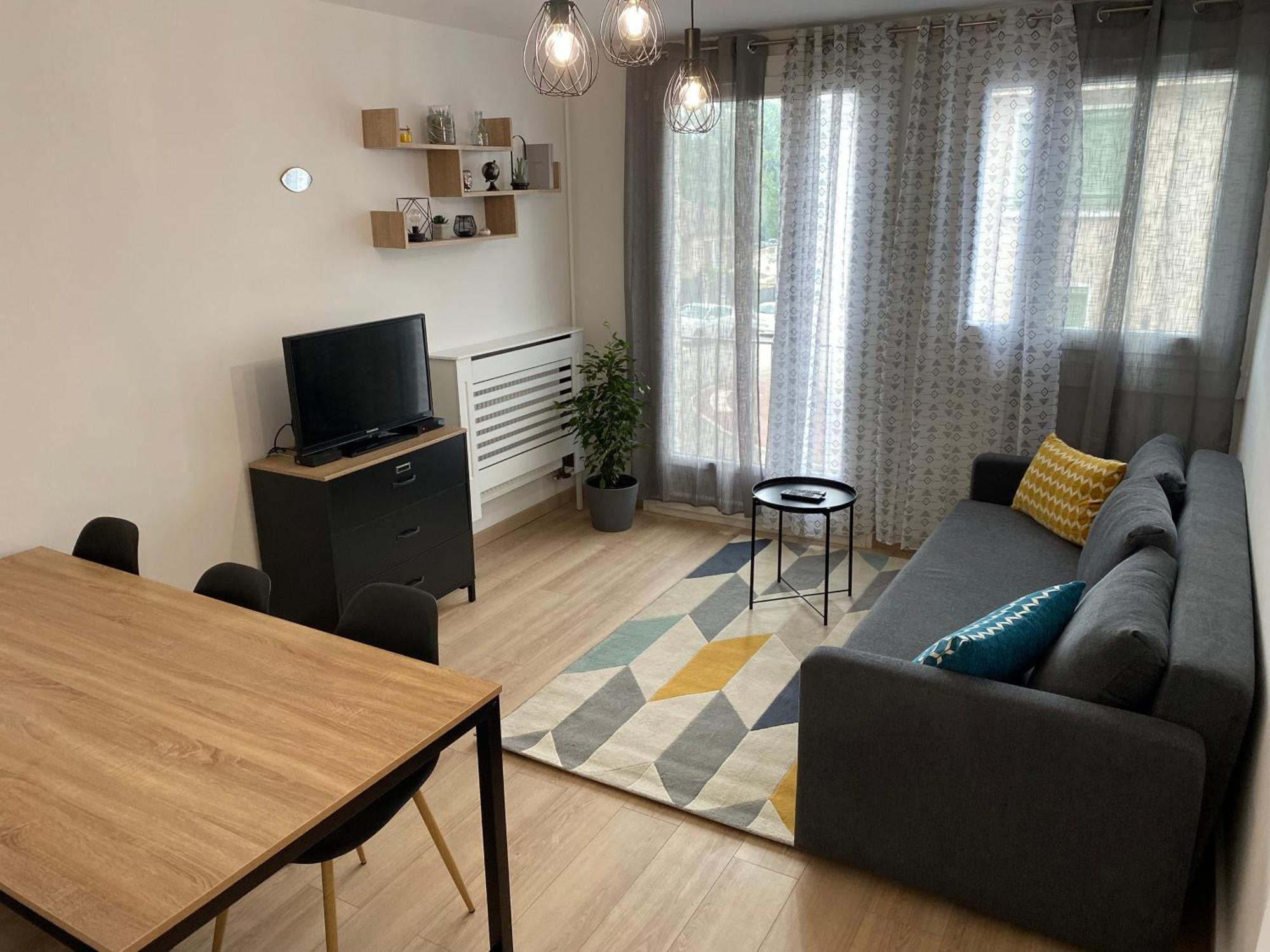 Superbe Appartement Au Bord De Vienne Лимож Экстерьер фото